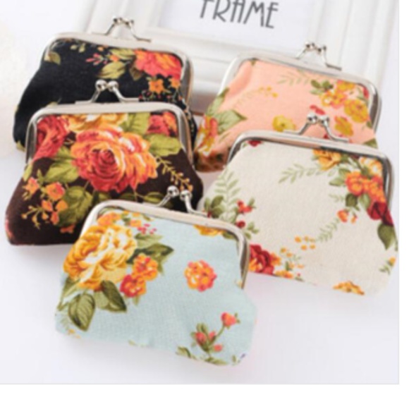 Handbags - Vintage Rose Pattern Coin Purse